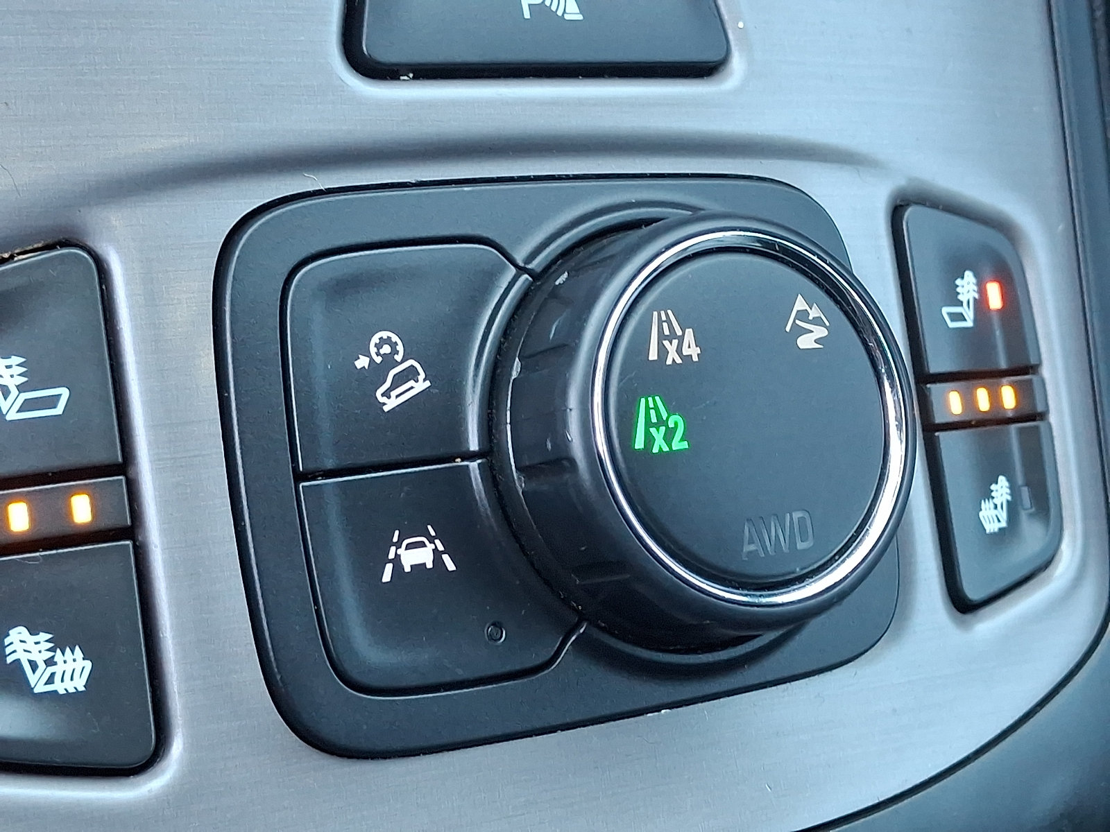 Used 2024 GMC Terrain AT4 w/ Tech Package AWD/4WD image 22