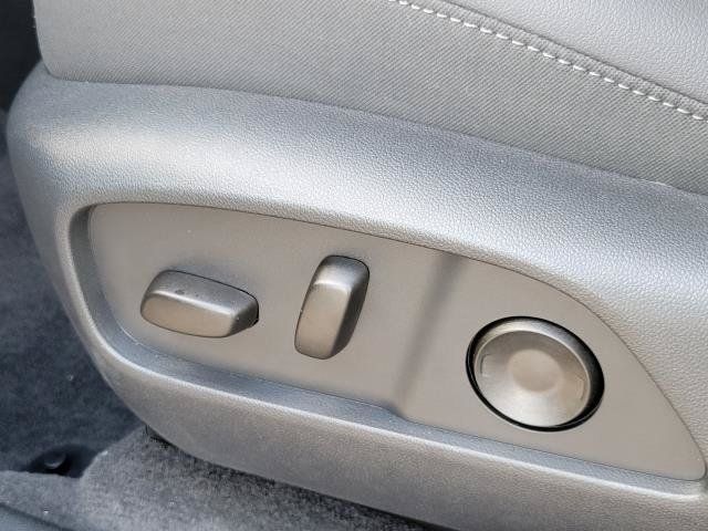 New 2027 Chevrolet Equinox LT w/ Convenience Package II AWD/4WD image 9