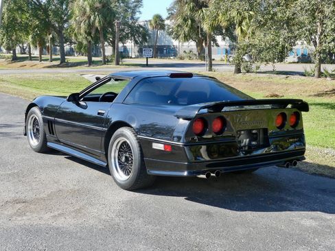 Used 1986 Chevrolet Corvette Coupe image 18