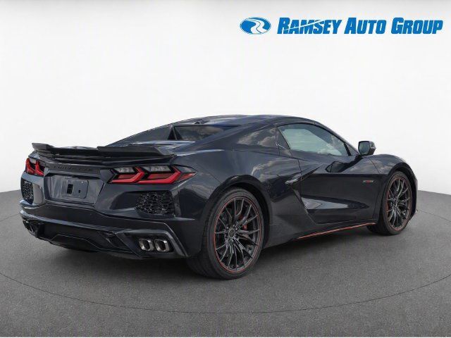 Used 2023 Chevrolet Corvette Stingray Premium Conv w/ Z51 Performance Package RWD image 4
