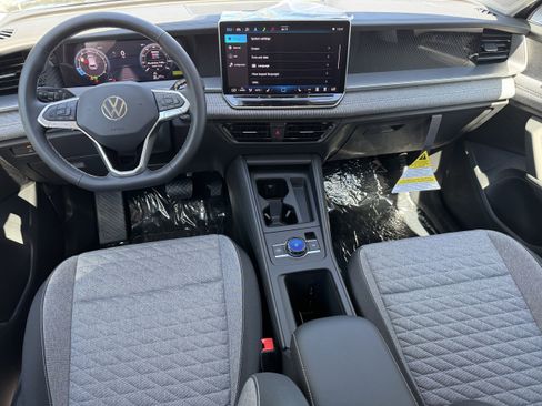 New 2025 Volkswagen Tiguan S image 10