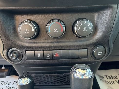 Used 2017 Jeep Wrangler Sport w/ Quick Order Package 24S image 28