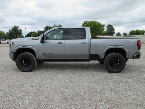 New 2026 GMC Sierra 2500 AT4 w/ AT4 Premium Plus Package AWD/4WD image 10