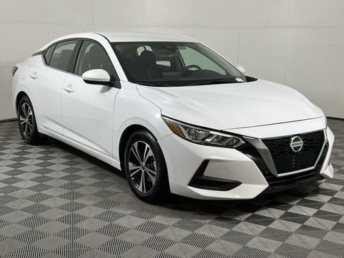 Used 2023 Nissan Sentra SV image 2