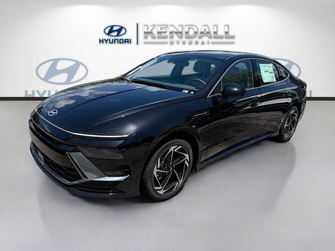 New 2026 Hyundai Sonata SEL FWD image 3