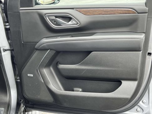 Used 2021 Chevrolet Suburban High Country AWD/4WD image 25