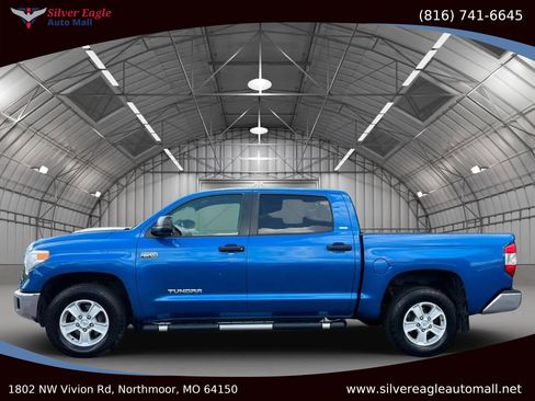 Used 2016 Toyota Tundra SR5 image 2
