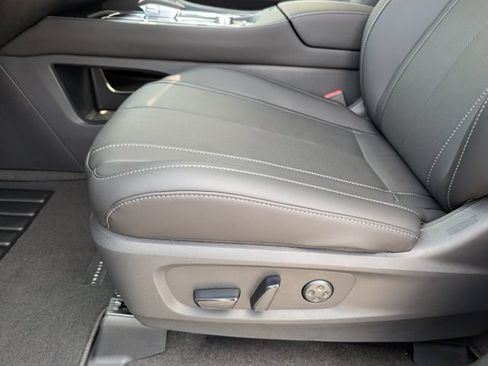 New 2027 INFINITI QX60 Luxe w/ Cargo Package FWD image 22