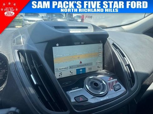 Used 2017 Ford Escape Titanium FWD image 9