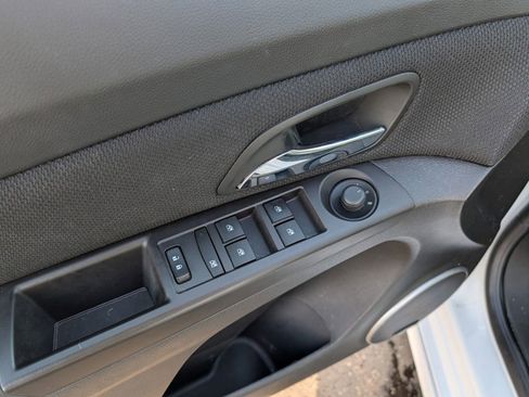 Used 2016 Chevrolet Cruze LT w/ Sun, Sound and Sport Package image 23