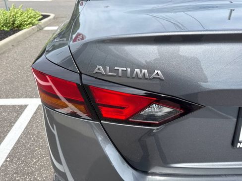 Certified 2025 Nissan Altima 2.5 SV w/ SV Premium Package FWD image 34