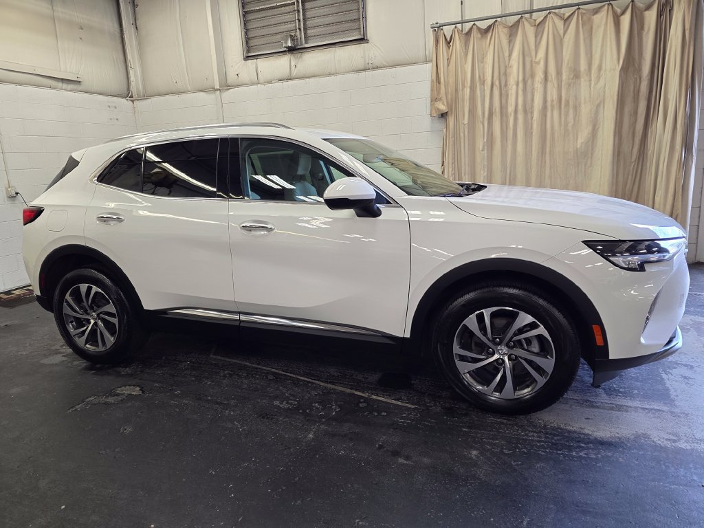 Used 2023 Buick Envision Essence AWD/4WD image 5