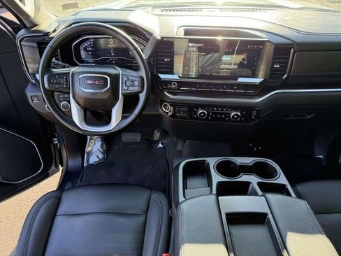Certified 2025 GMC Sierra 1500 SLT AWD/4WD image 9