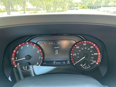 New 2025 Nissan Frontier PRO-4X w/ Pro Convenience Package image 19