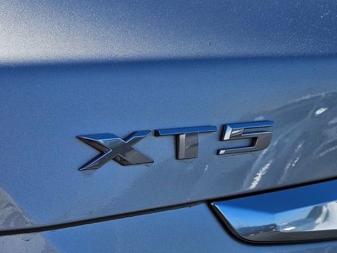 Used 2020 Cadillac XT5 Premium Luxury image 16