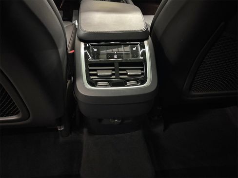 Certified 2023 Volvo XC90 B5 Core w/ Climate Package image 32