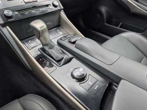 Used 2014 Lexus IS 250 AWD w/ Navigation Package image 22