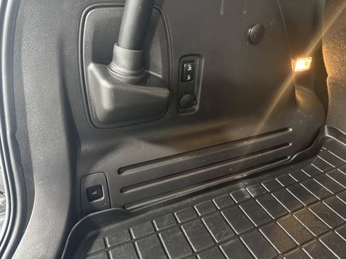 Used 2013 Ford Edge SEL image 8