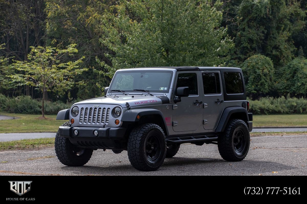 Used 2013 Jeep Wrangler Unlimited Rubicon w/ Connectivity Group AWD/4WD image 1