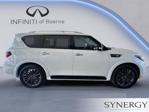 Used 2024 INFINITI QX80 Premium Select w/ All-Season Package AWD/4WD image 5