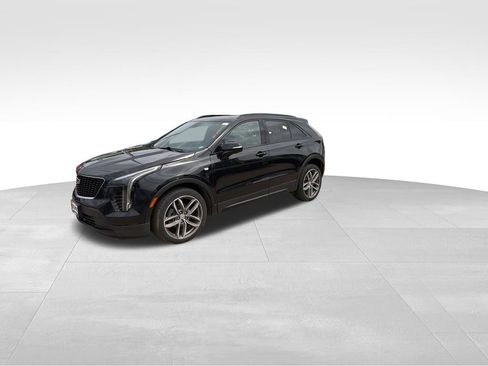 Used 2023 Cadillac XT4 Sport AWD/4WD image 6