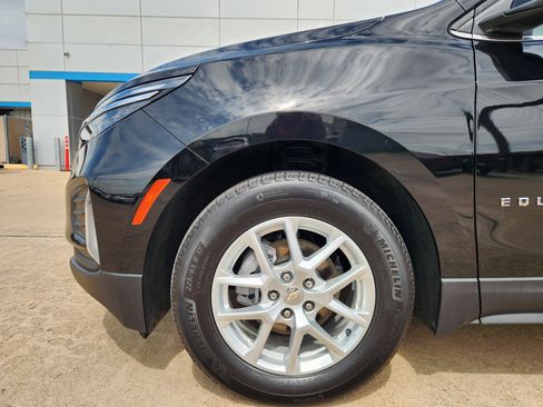 Certified 2024 Chevrolet Equinox LT FWD image 9