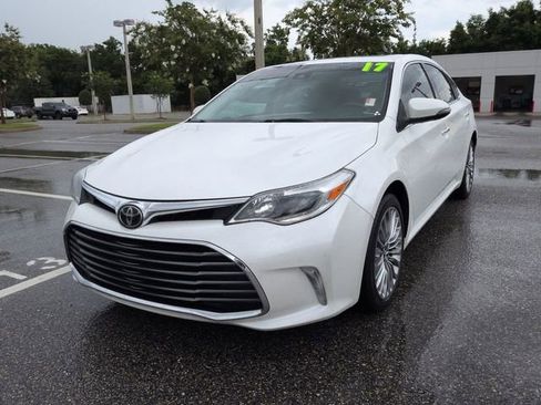 Used 2017 Toyota Avalon Limited FWD image 8