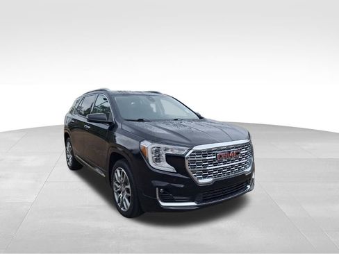 Certified 2022 GMC Terrain Denali image 5