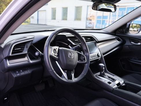 Used 2021 Honda Civic EX image 9