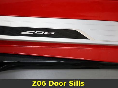 Used 2025 Chevrolet Corvette Z06 image 32