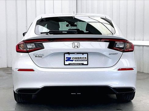 Certified 2025 Honda Civic Sport image 4