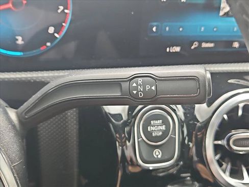 Used 2023 Mercedes-Benz CLA 250 image 10