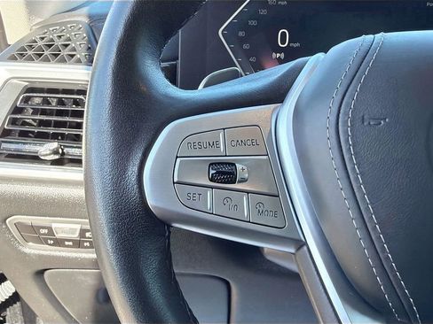 Used 2023 BMW X7 xDrive40i AWD/4WD image 38