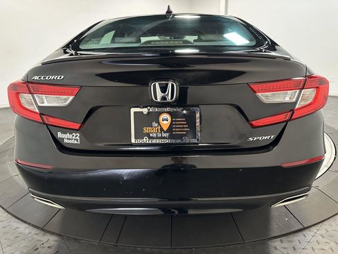 Used 2019 Honda Accord Sport image 12