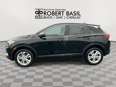 Used 2023 Buick Encore GX Preferred w/ Cold Weather Comfort Package FWD image 5