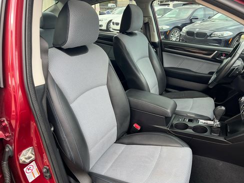 Used 2017 Subaru Legacy 2.5i Sport image 31