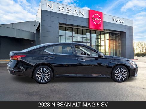 Certified 2023 Nissan Altima 2.5 SV image 7