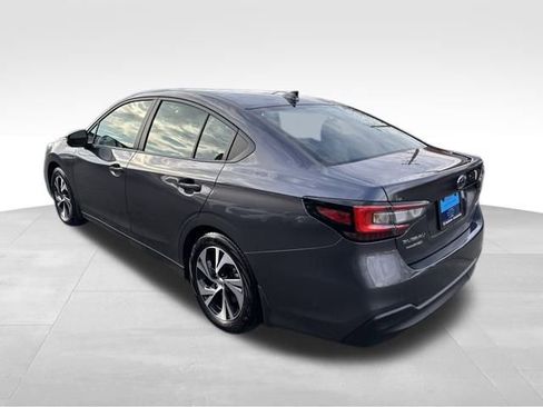 Used 2025 Subaru Legacy Premium image 5