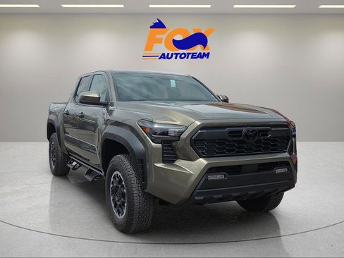 New 2026 Toyota Tacoma TRD Off-Road image 6