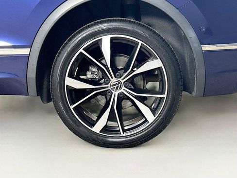 Certified 2022 Volkswagen Tiguan SEL R-Line AWD/4WD image 33