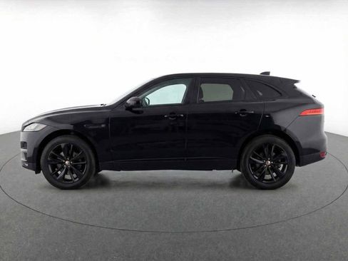 Used 2022 Jaguar F-PACE S image 6