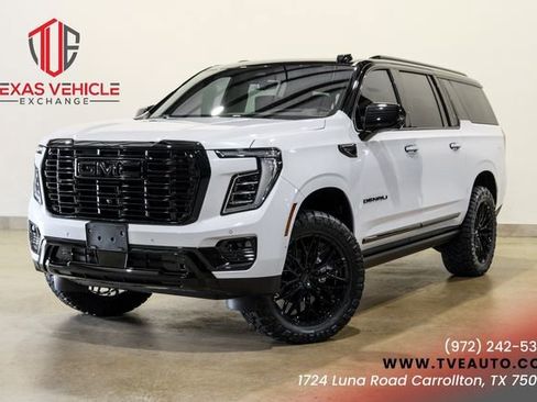Used 2026 GMC Yukon XL Denali Ultimate AWD/4WD image 1