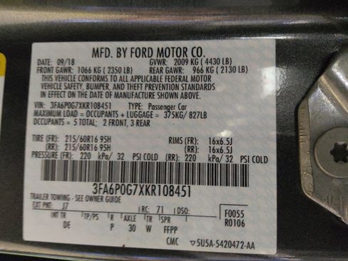 Used 2019 Ford Fusion S FWD image 33