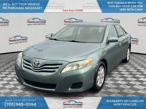 Used 2011 Toyota Camry LE w/ LE Extra-Value Pkg FWD image 1