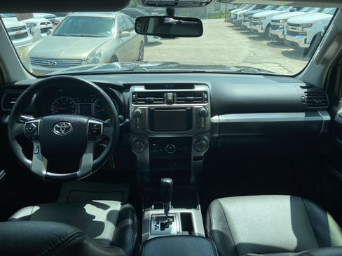 Used 2016 Toyota 4Runner SR5 Premium RWD image 13