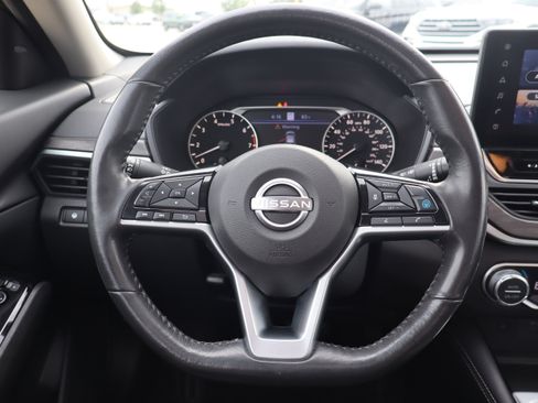 Used 2023 Nissan Altima 2.5 SL FWD image 15