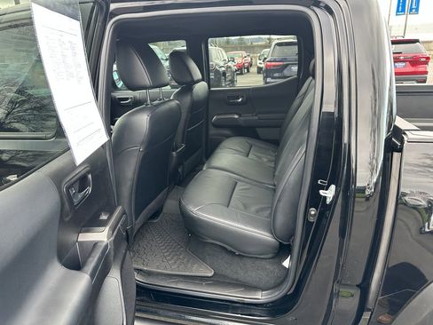Certified 2023 Toyota Tacoma TRD Pro image 7
