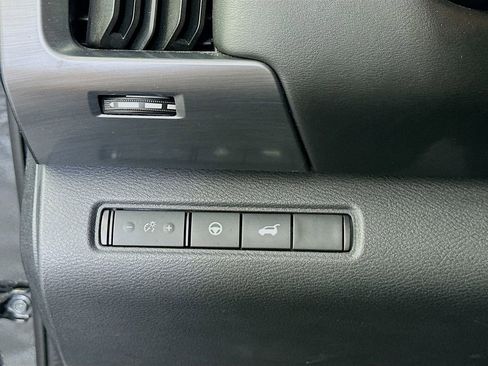 Used 2023 Nissan Pathfinder SL w/ SL Premium Package image 10