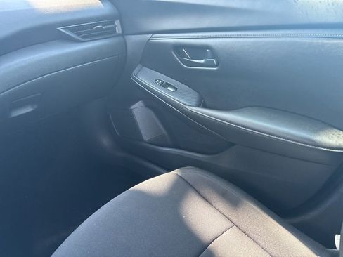 Used 2025 Nissan Sentra S FWD image 24