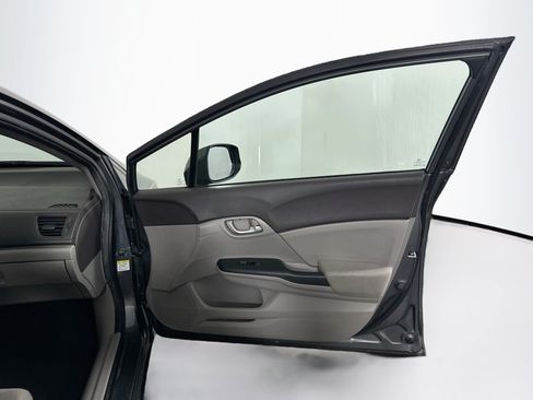 Used 2012 Honda Civic LX image 29